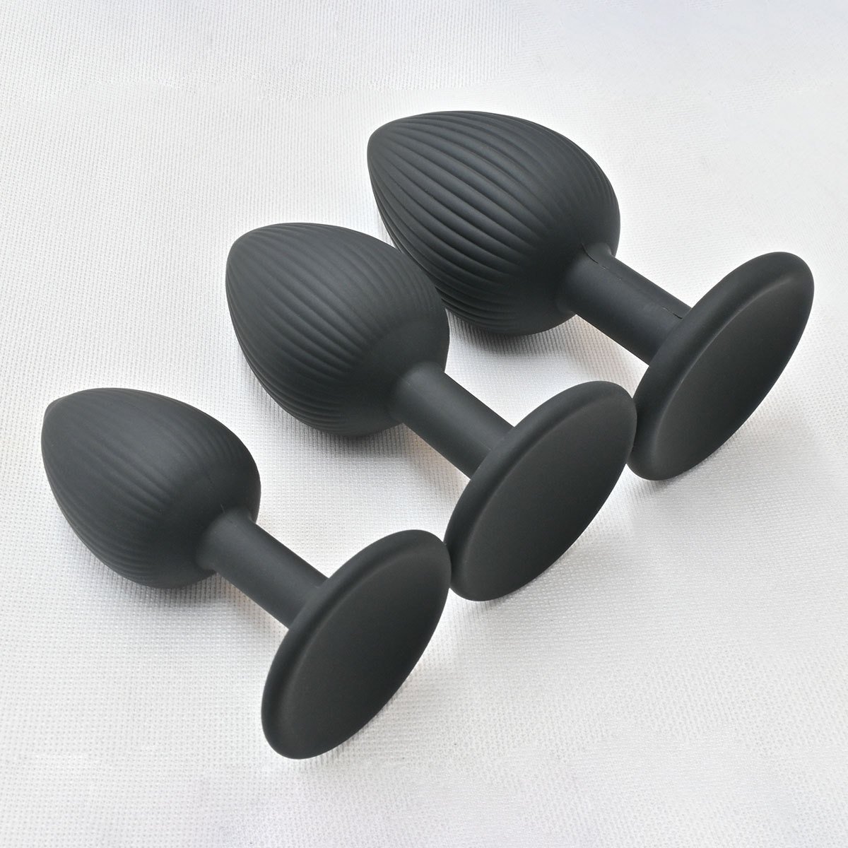 S M L 3PCS Per Set Screw thread Silicone Screw thread Anal Plugs Jewel Butt Plugs for Sex Games