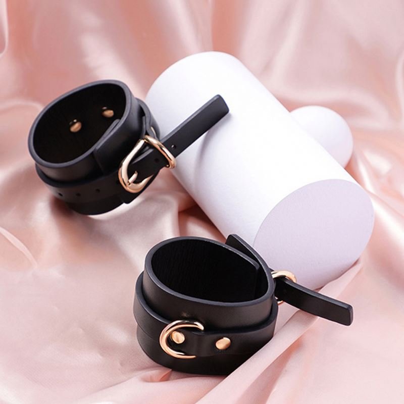 Hot sale metal leather bdsm 7pcs bondage gear suit adult sm slave sex toy bdsm chinese bondage kit products