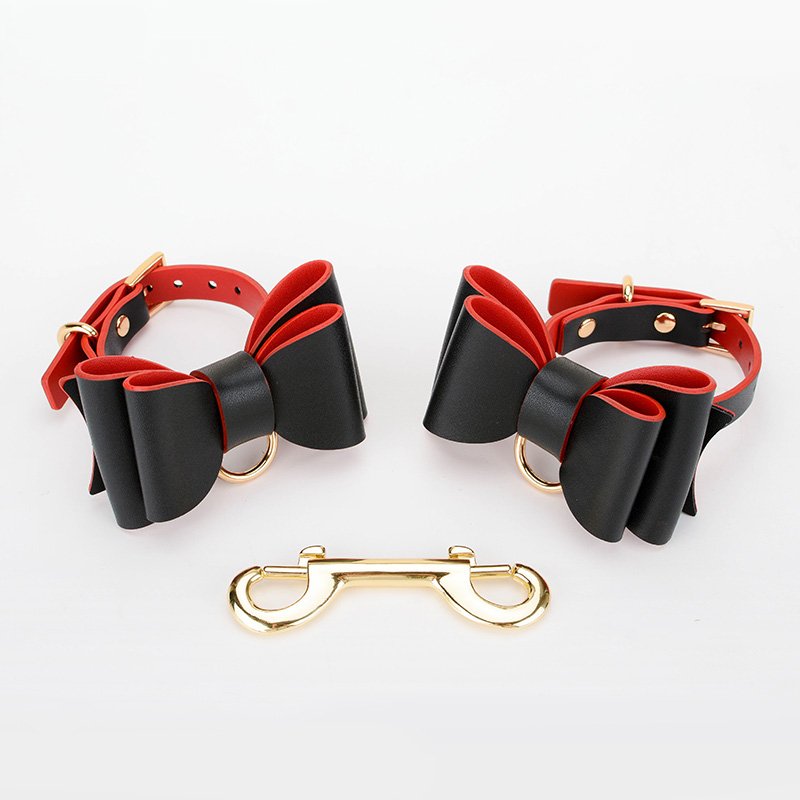 Sex toys PU Leather BDSM Bondage Restraint Set Valentine 10 Pieces Bondage Kit toys set Leather Sex products