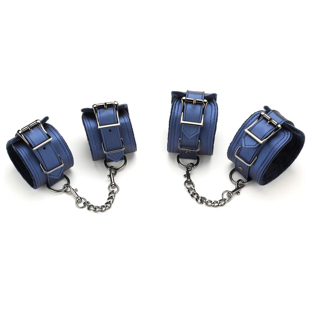 Reusable and easy to disassemble adjustable leather handcuffs with automatic chain buckle and ankle cuffs