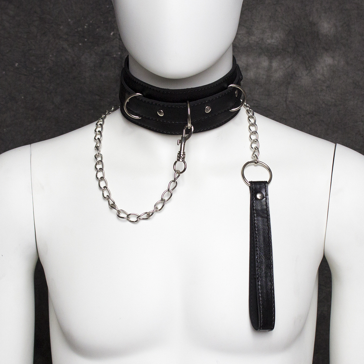 Factory Direct SM Sex Toys Women's Sponge Collar Alternative Bondage Flirting Leather Traction Chain