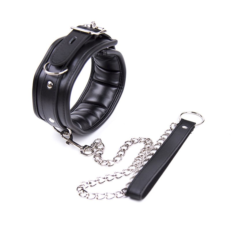 Factory Direct SM Sex Toys Women's Sponge Collar Alternative Bondage Flirting Leather Traction Chain