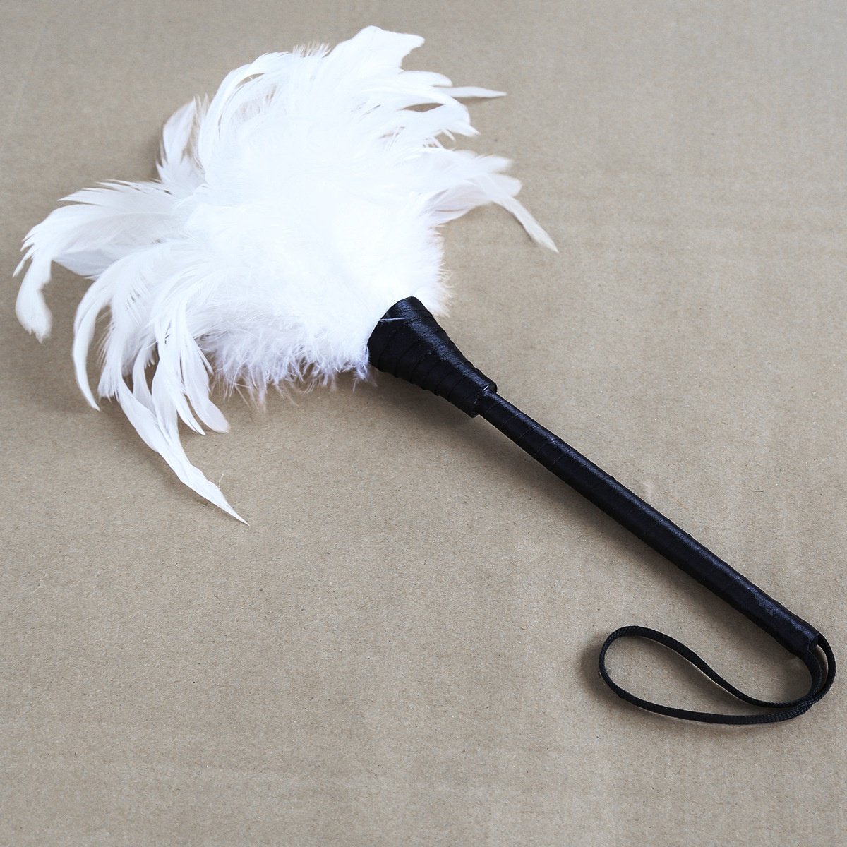 BDSM Sexy Fur Whip Adult sex toys feather hand teaser stick leather racket whip SM props punishment whipping training equipment