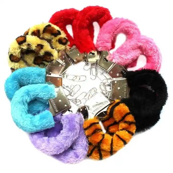 Bdsm Bondage Restraint Adult Sex Toy Bdsm Day Fuzzy Key With Handcuff Bdsm Set Sexy For Sale