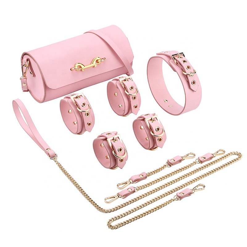 Bondage Gear Real Leather BDSM Set Bondage Kit Hand Cuffs Sex with Shoulder Bag for couple men women