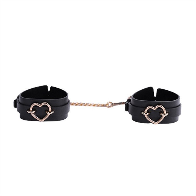 2022 New Bondage Gear Real Leather BDSM Set Bondage Kit Hand Cuffs Sex with Handbag for BDSM Bondage Restraints