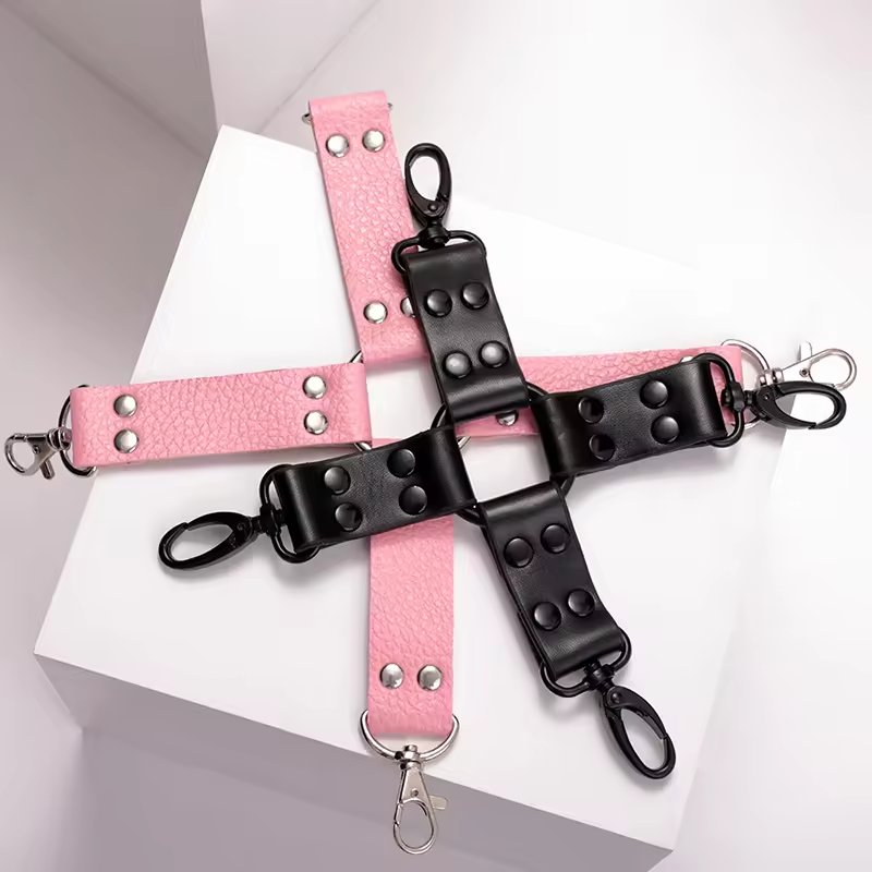 Hot Wholesale Price Leather Cross Accessories For BDSM Bondage Restraint Toys Couples Games Handcuff Ankle Cuffs For Couple Sex