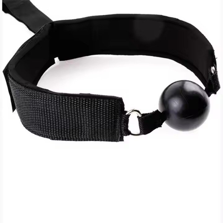 Hot Selling SM Kit Adult Sex Bondage Restraints BDSM Ball Mouth Gag with Leather Handcuffs
