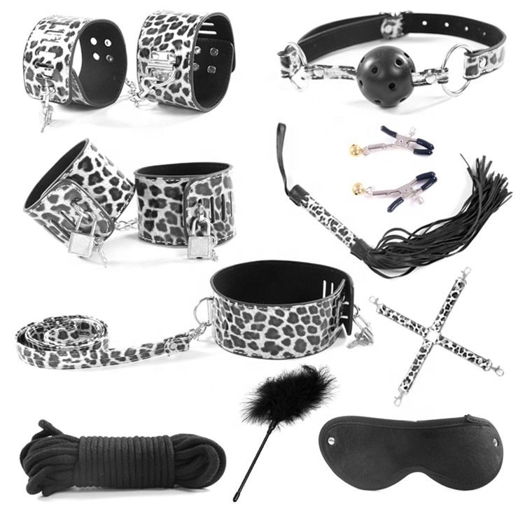 Fast Shipping Bondage Gears Bdsm Sex Toys 10 pieces Leopard PU Leather Bsdm Sex Bondage Set with Lock Handcuffs