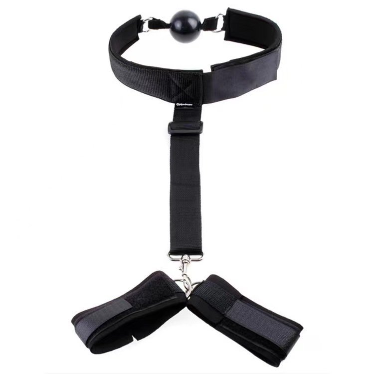 Hot Selling SM Kit Adult Sex Bondage Restraints BDSM Ball Mouth Gag with Leather Handcuffs