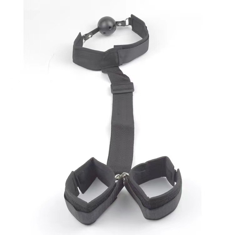 Hot Selling SM Kit Adult Sex Bondage Restraints BDSM Ball Mouth Gag with Leather Handcuffs