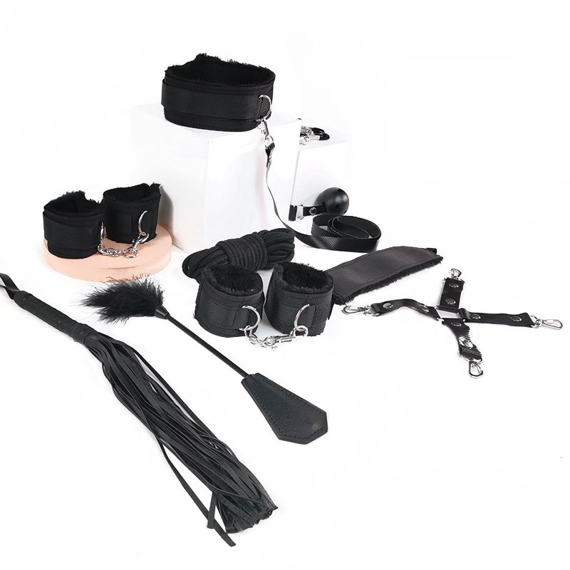 Wholesale BDSM Leather Male Sex Toy Set Couples Bondage Kit with Harness Queen Whip Horse Butt SM Fetish for Couples