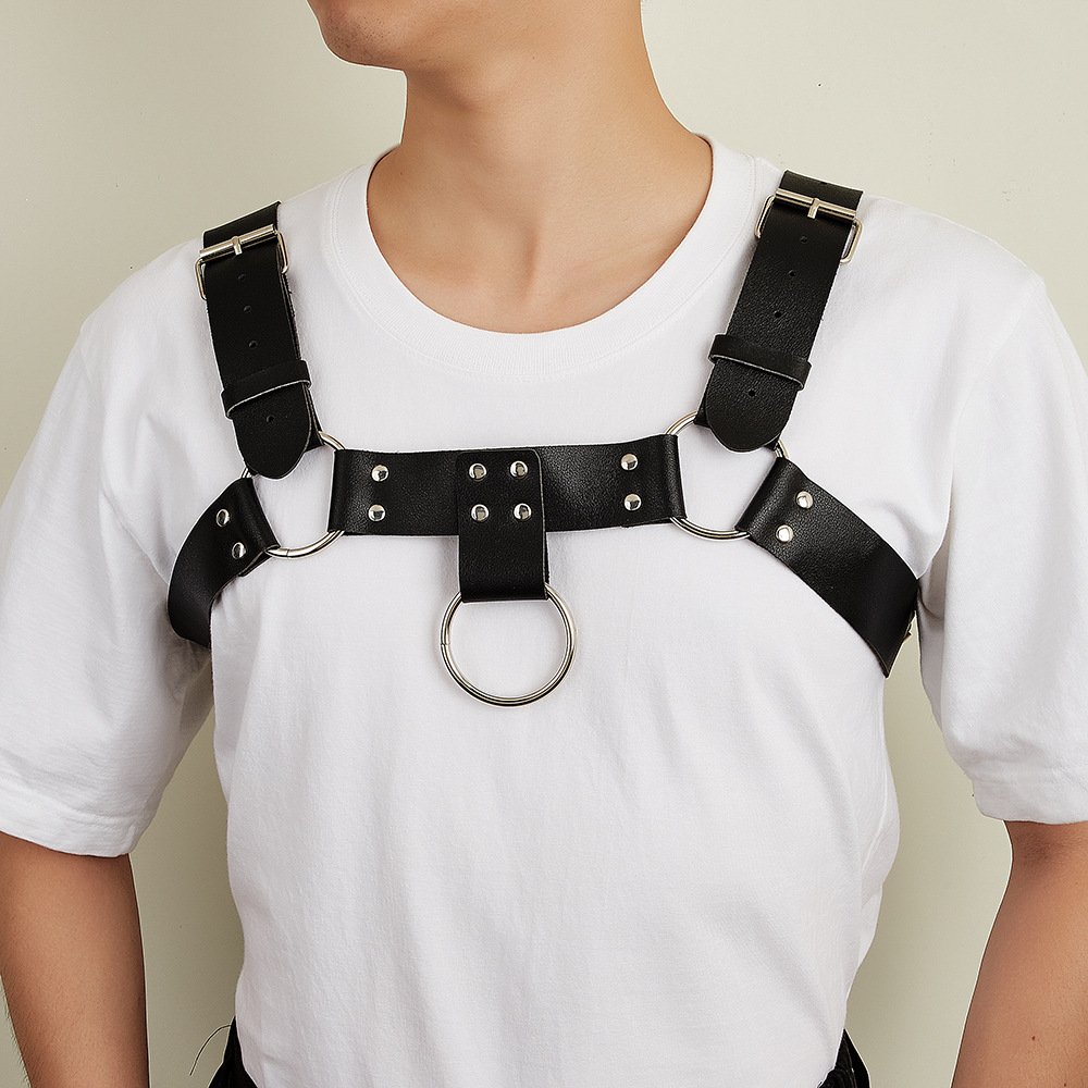 BDSM Bondage Gear Mens Sexy PU Leather Adjustable Buckle Straps Chest Harness With O-rings Clubwear Costume