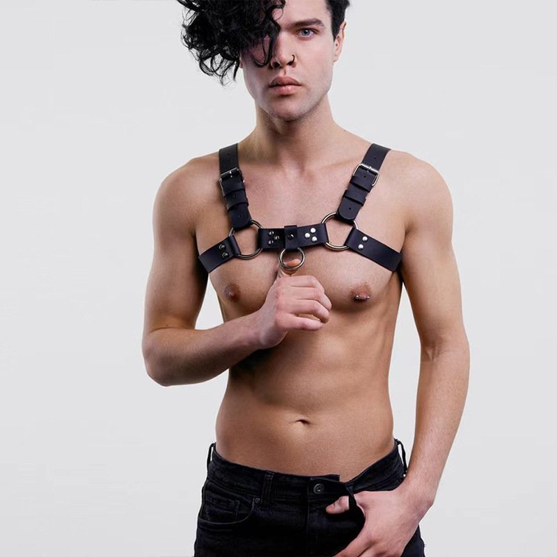 BDSM Bondage Gear Mens Sexy PU Leather Adjustable Buckle Straps Chest Harness With O-rings Clubwear Costume