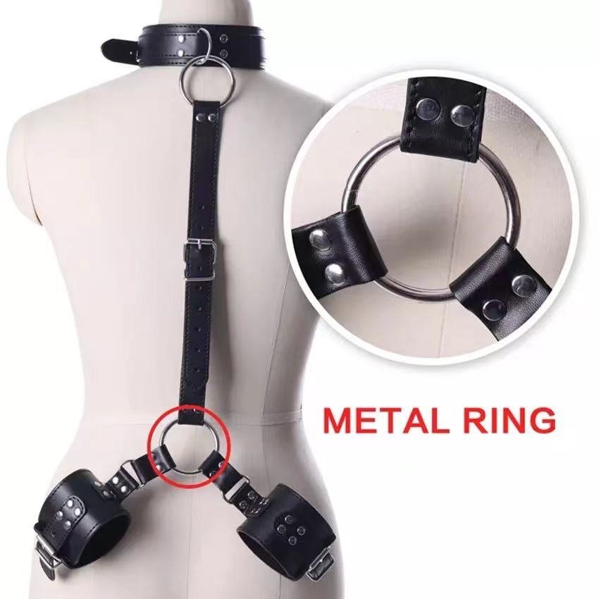 BDSM Bondage Sexy Collar Handcuffs Wrist Tied Hand Sex Toys Set for Couples Adult Erotic Leather Handcuffs Flirt Sex Harness