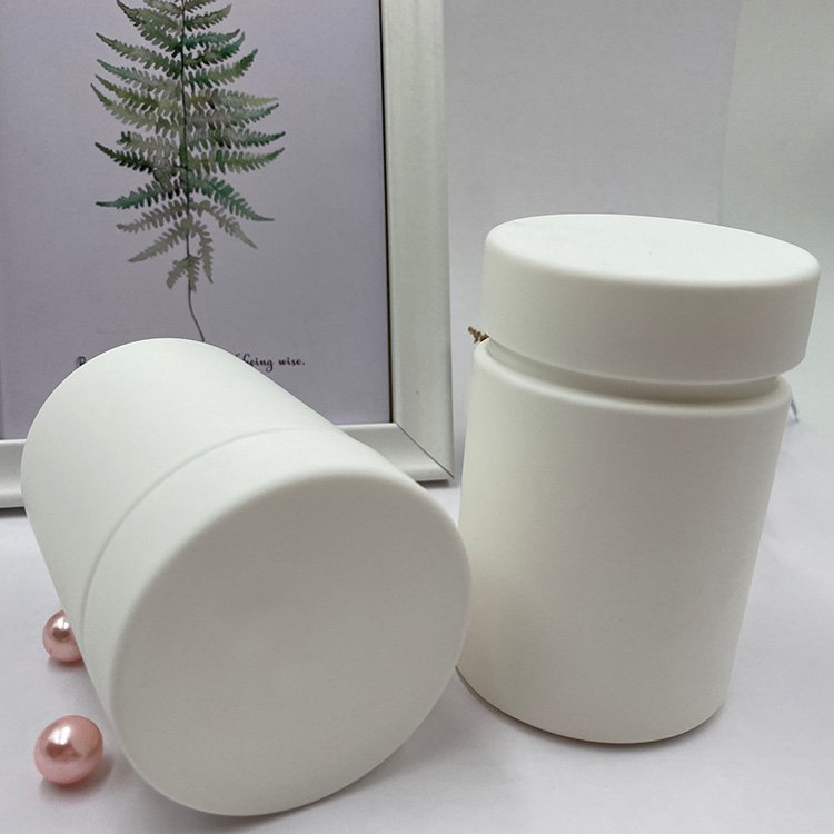Latest Sports Nutrition Pharmaceutical Healthcare hdpe plastic vitamin supplement bottles with White Soft touch Process Jar
