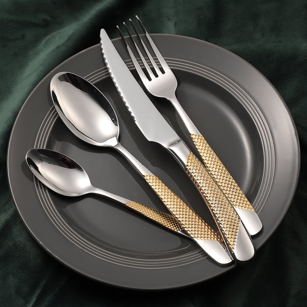 Best Selling Black Retro Royal Silverware Set Golden Cutlery 18/10 Stainless Steel Luxury Flatware