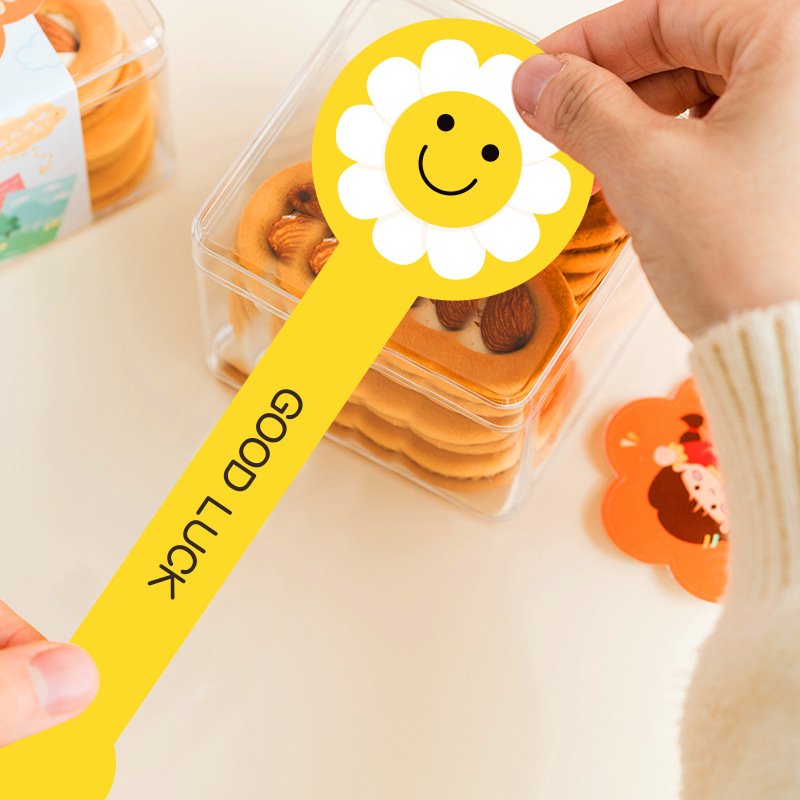 Good Quality Cute Smiley Face Strip Baking Seal Dessert Cake Egg Yolk Pastry Packing Box Seal Label decoration