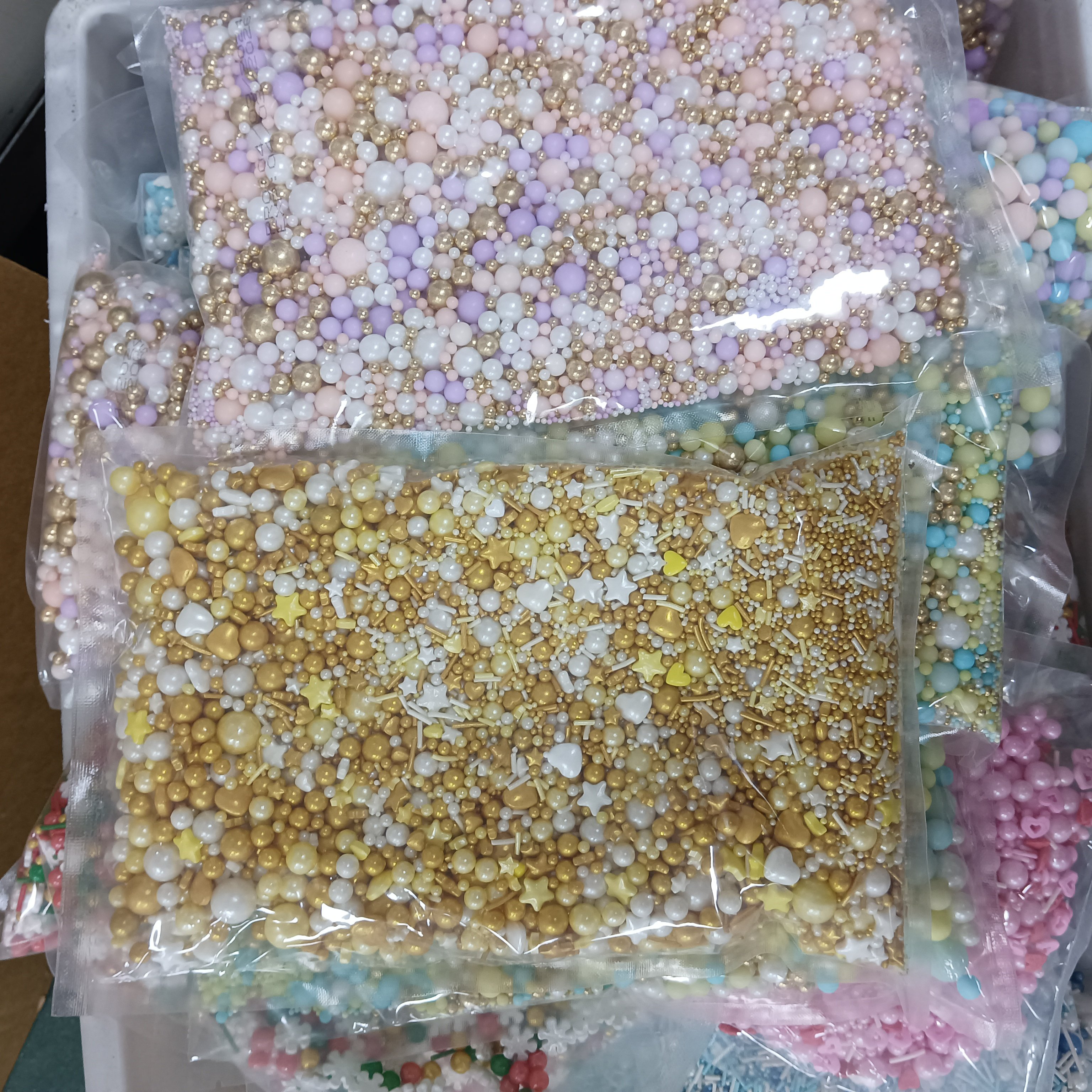 Sprinkles manufacture Mix size pearly sugar beads Edible Sprinkles Cake Decoration White pearl sprinkles