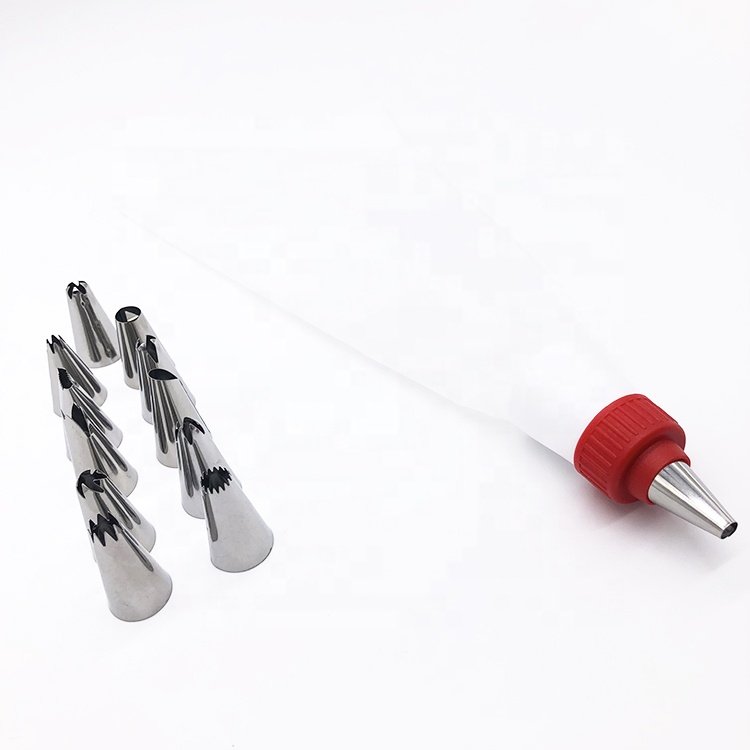 Kitchen Accessories 12 pcs Stainless Steel cake decorations supplies piping tips icing piping Pastry nozzles set With Pastry Bag