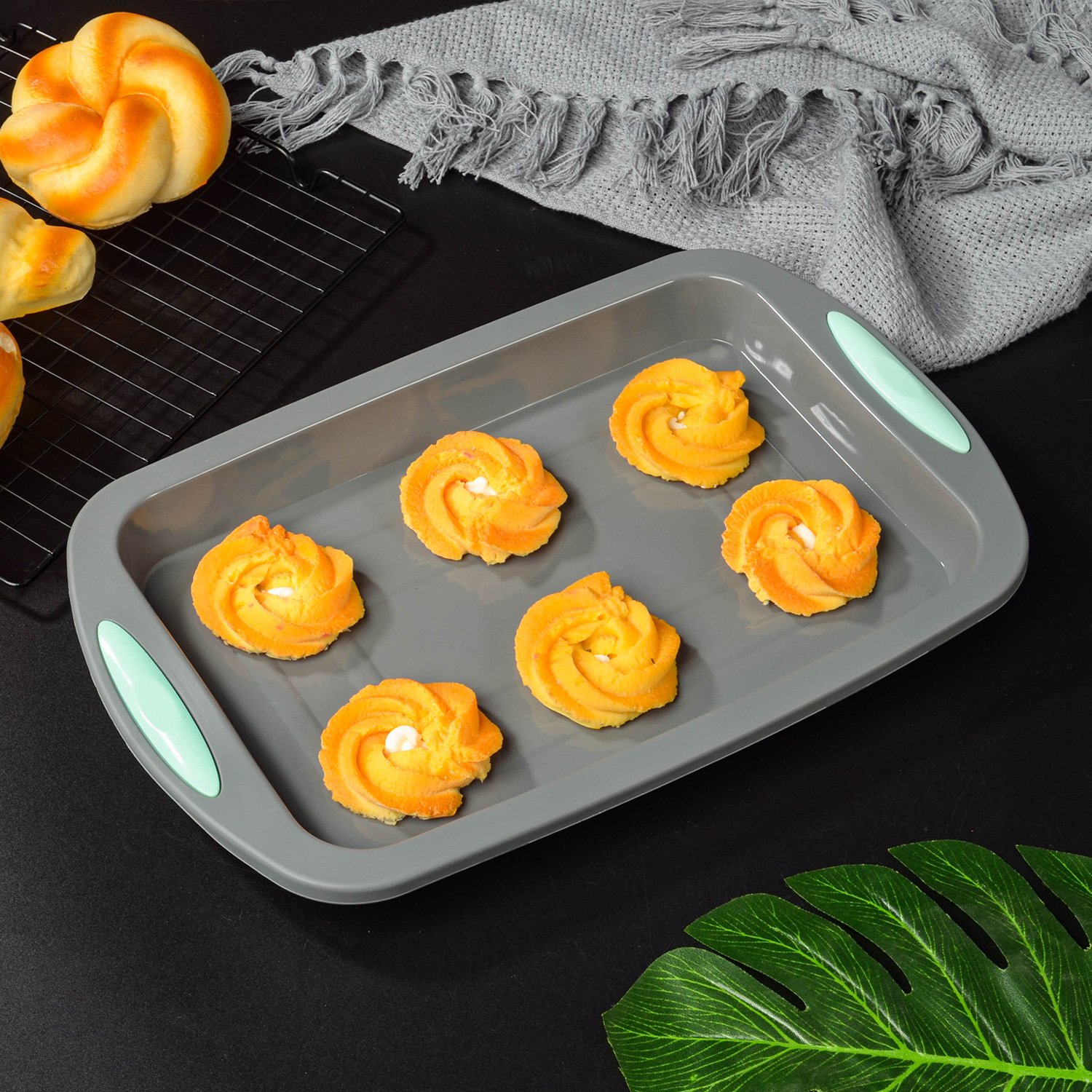 Environmentally Friendly 3D Brownie Baking Pan Silicone Cake Mold Resin DIY Tools Decorative Bakeware Food