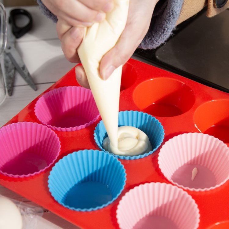 Homemade Baking Plastic Tipless Disposable Cake And Cookie Icing Pastry Bags Cake Decoration Piping Bags