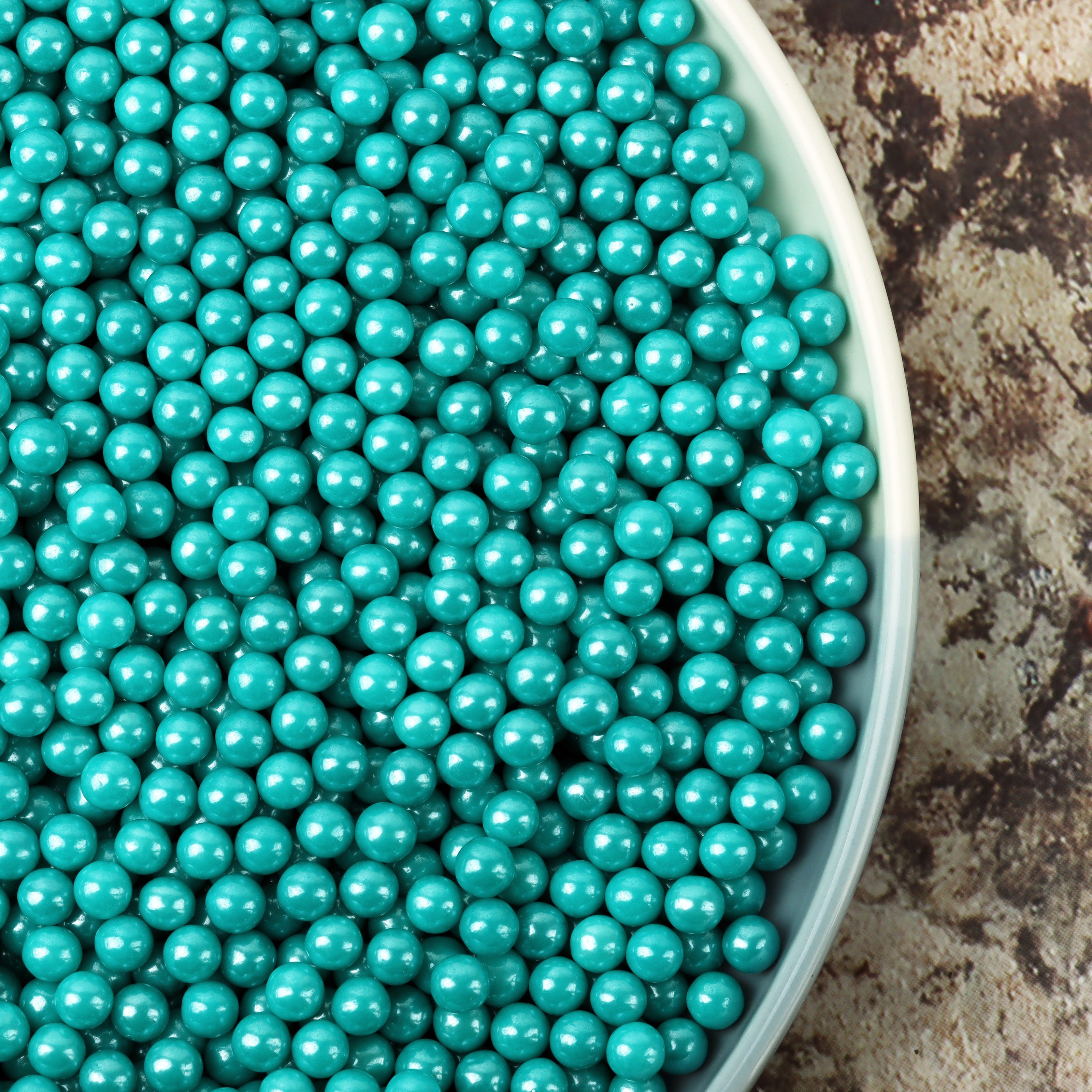 Wholesale Laser Metallic 7mm Sugar Beads Bakery Decoration Ingredients Trending Lazer Candy Sprinkles Cake Decoration for Baking