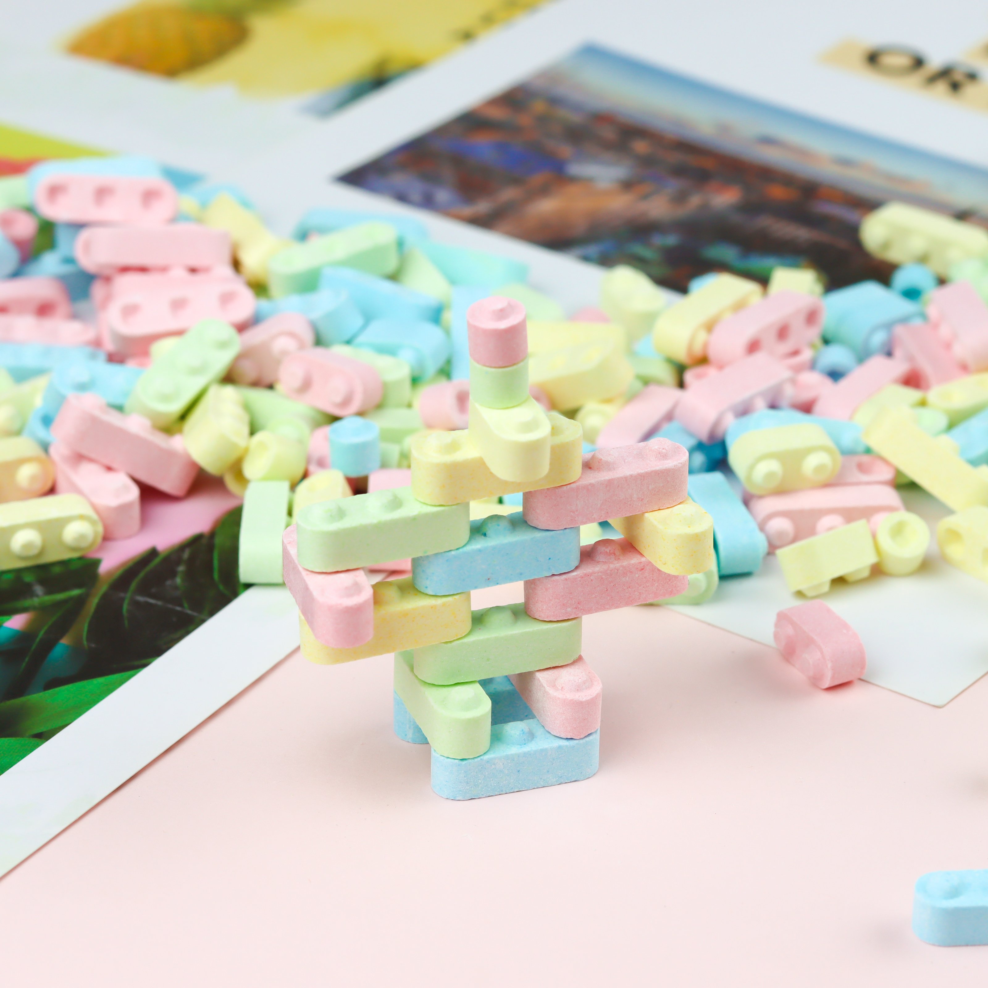 Factory direct mix color edible molded candy polished funny colorful Candy toy building block edible toys children