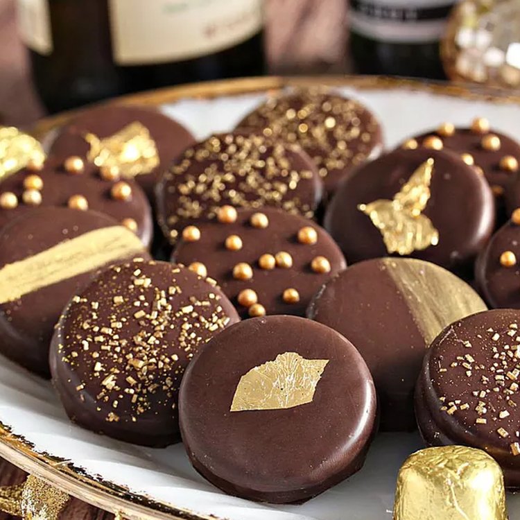Eatable gold leaf edible 24K Gold Leaf Sheets for Cake Candy Chocolate Decoration