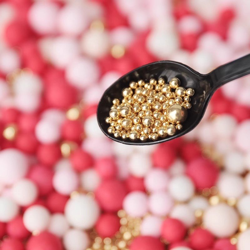 Youyu Wholesale Supplies Metallic Rod Christmas Mixes Edible Sprinkles Sugar Pearls Beads for Cake Decorating Tools