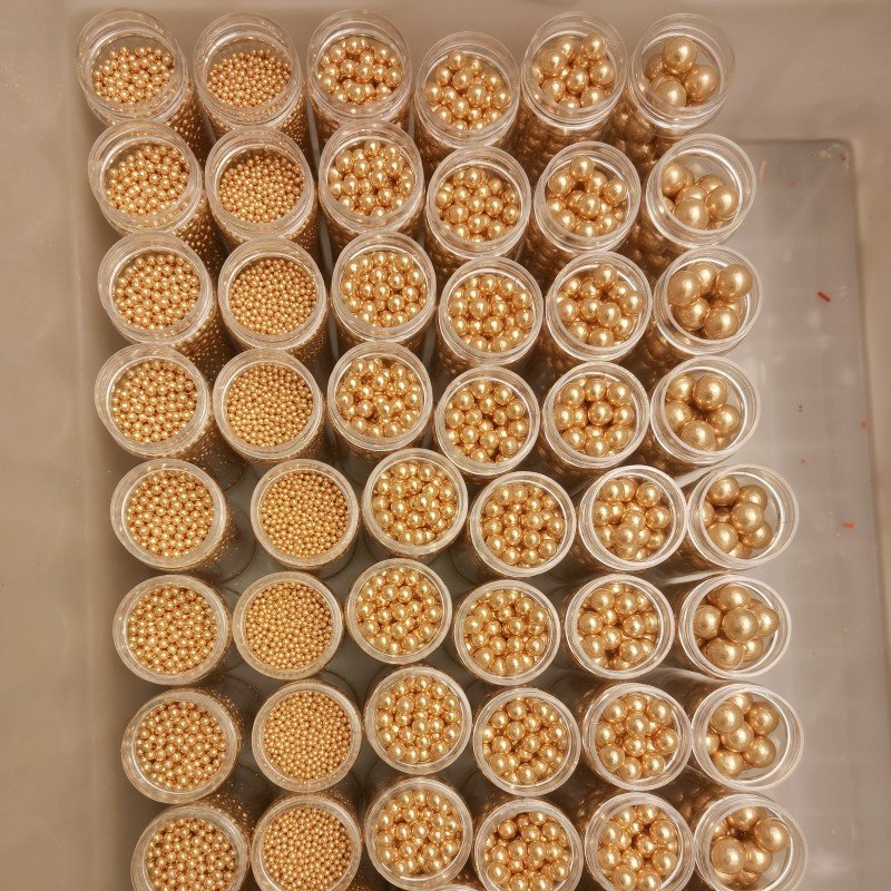 Halal 130g golden pearls for cake decoration