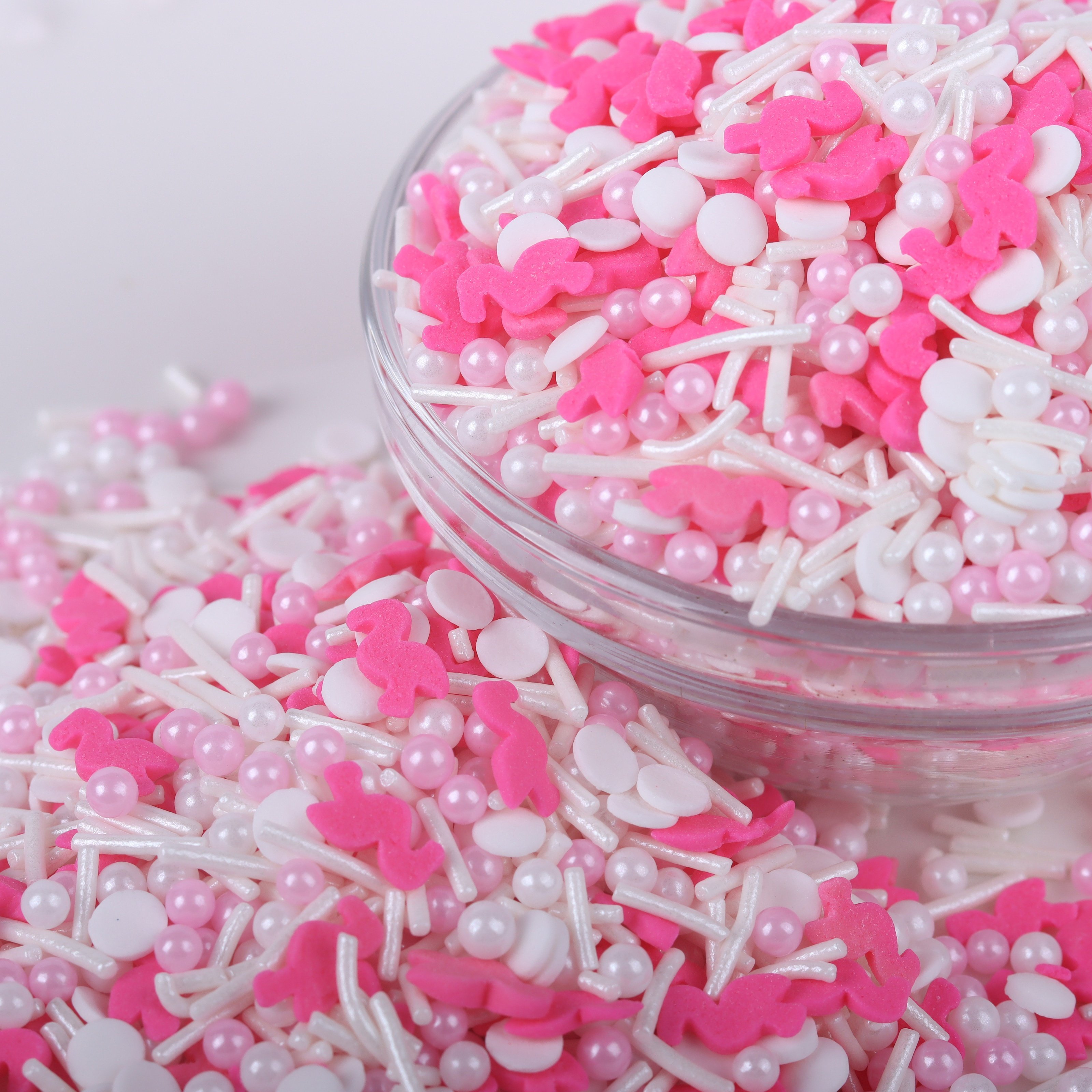 Lovebakery Valentine Cake Decoration Pink Sugar Pearls Cake Sugar Sprinkles Heart Confetti Edible Sprinkles to Pastry Decoration