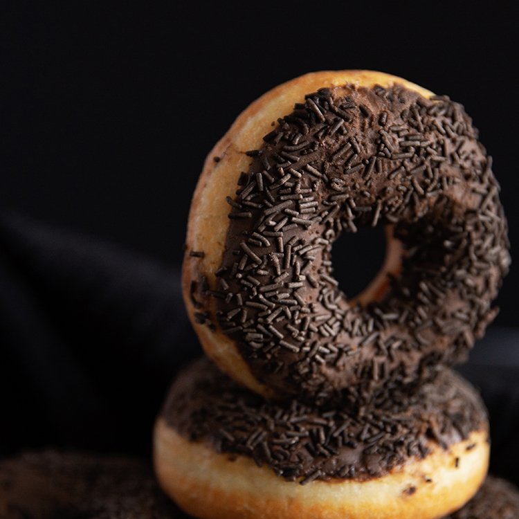 Edible chocolate sprinkles bakery ingredient sprinkles jimmies for cake decoration