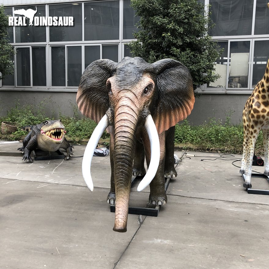 Life Size Animatronic Animal Realistic Elephant Model