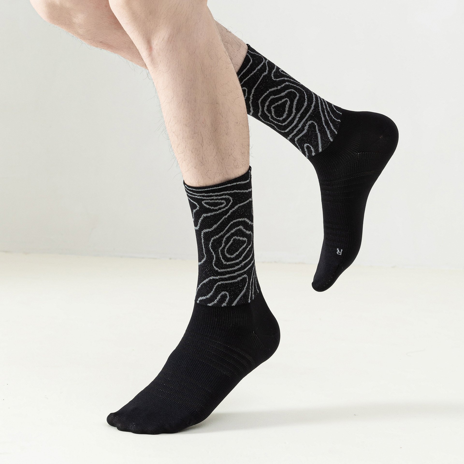 Cycling High Reflective Visibility Running Socks Night Safety Athletic Ankle Compression Sock For Men And Women