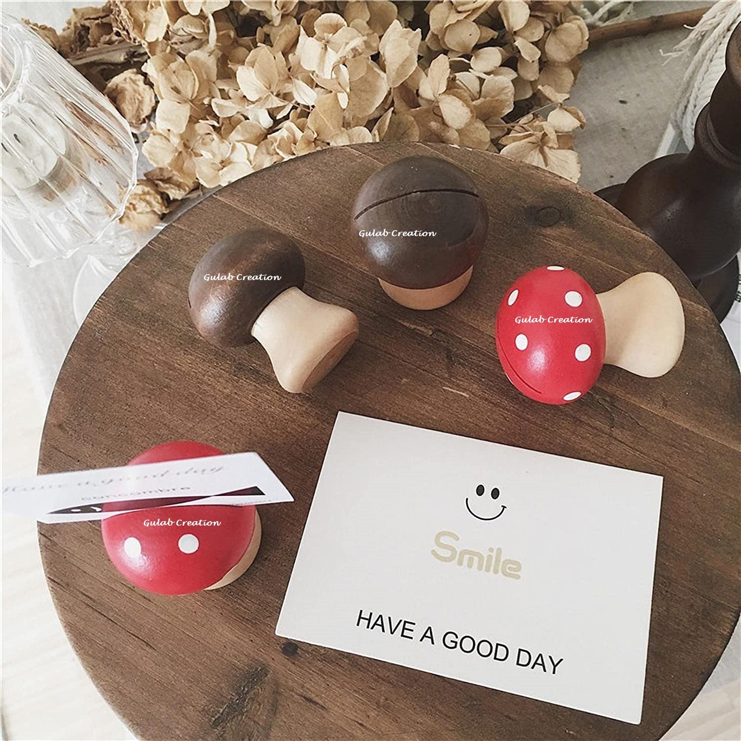 New Arrival Wooden Mushroom Card Holder Business Card Display Holder Mango Wood Card Case for Desk Desktop