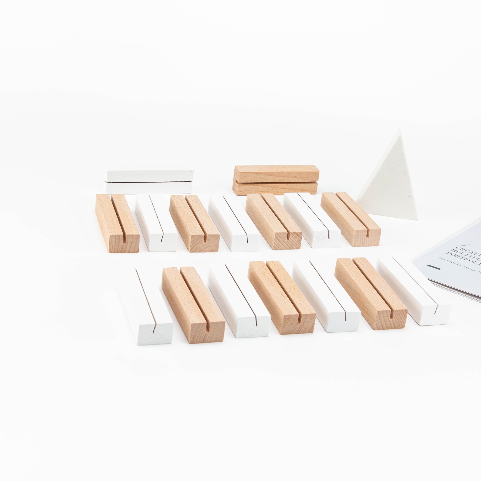 beech white natural Wood Place Card Wood Sign Table Number Holder Stands Name Card Holder for Wedding Party Events Decoration