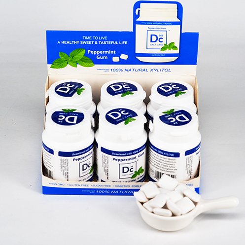 Sweetened 100% Xylitol Sugar Free Peppermint Vegan Chewing Gum Natural Pillow Oem Novel Design Factory Price Chewing Gum Bottle