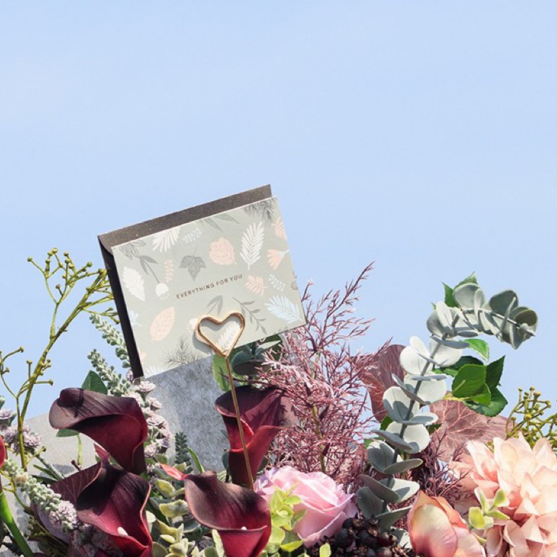 Metal Floral Place Card Holder Flower Picks Clip Tool Heart Shaped Insert Floral Arrangement Flower Picks Clip Tool