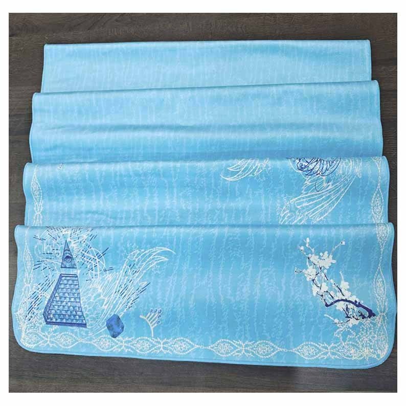 Ultra Soft Double-Sided Velvet Printed Art Table Place Mats Customized Tarot Card Special Game Mat for Weddings and Play