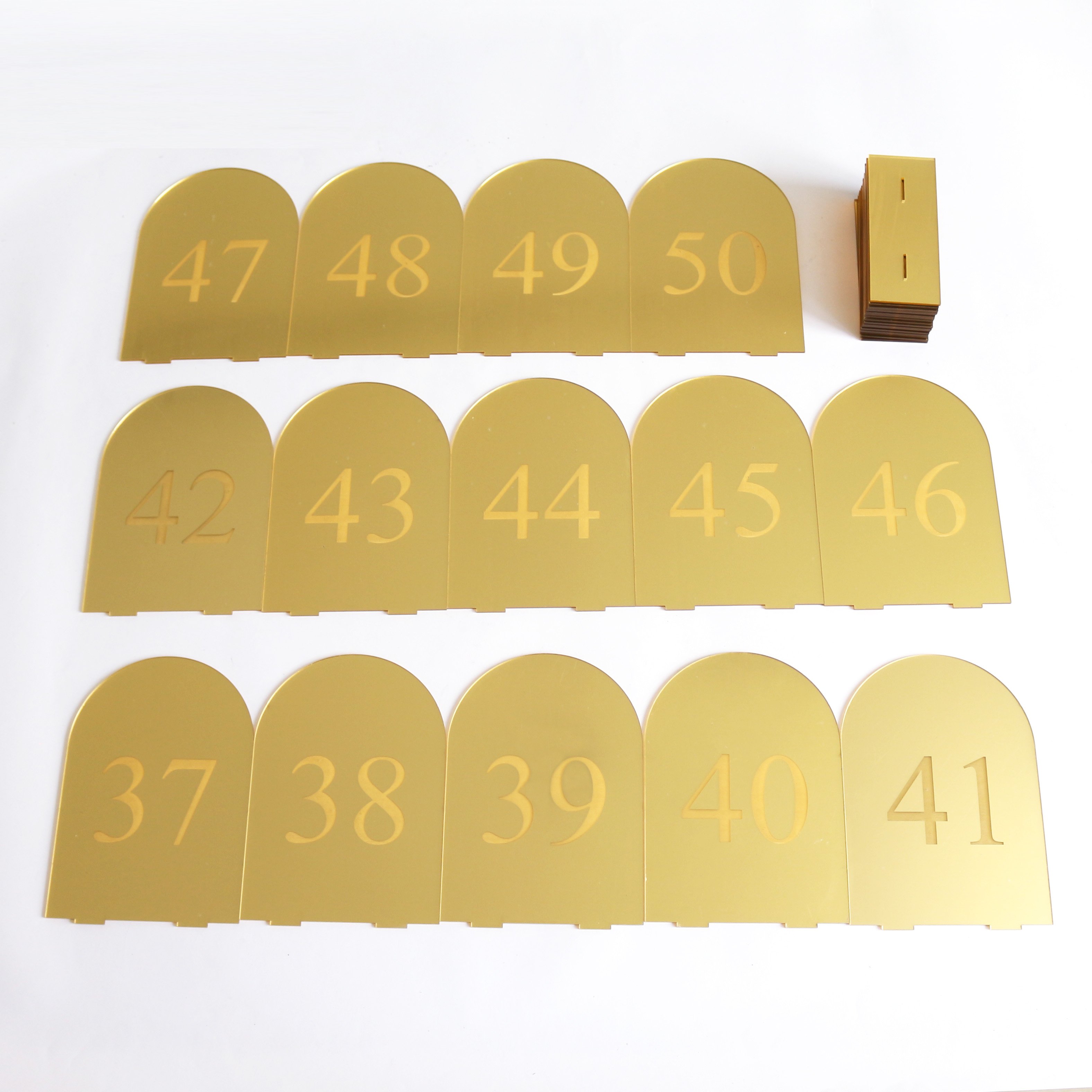 Wholesale Arch Engraved Different Numbers Acrylic Handmade Place Cards Custom Acrylic Wedding Table Card