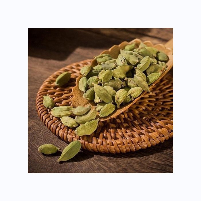 Top Quality Large Cardamom Seeds bulk spices Dried Green Cardamom 100% Natural Wholesale Factory Price suppliers Cardamom Green
