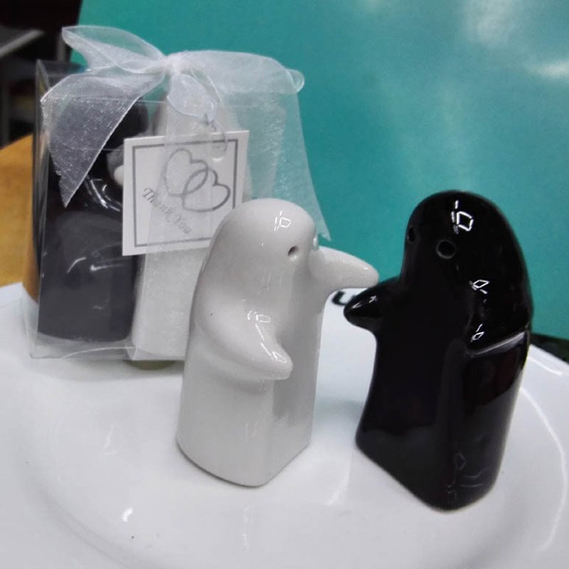 Assorted Design Practical Personalized Love Bird Ceramic Salt and Pepper Shaker Unique Wedding Souvenirs Gift Sets for Guests