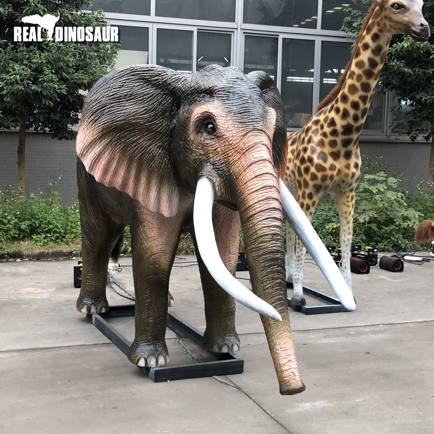 Life Size Animatronic Animal Realistic Elephant Model