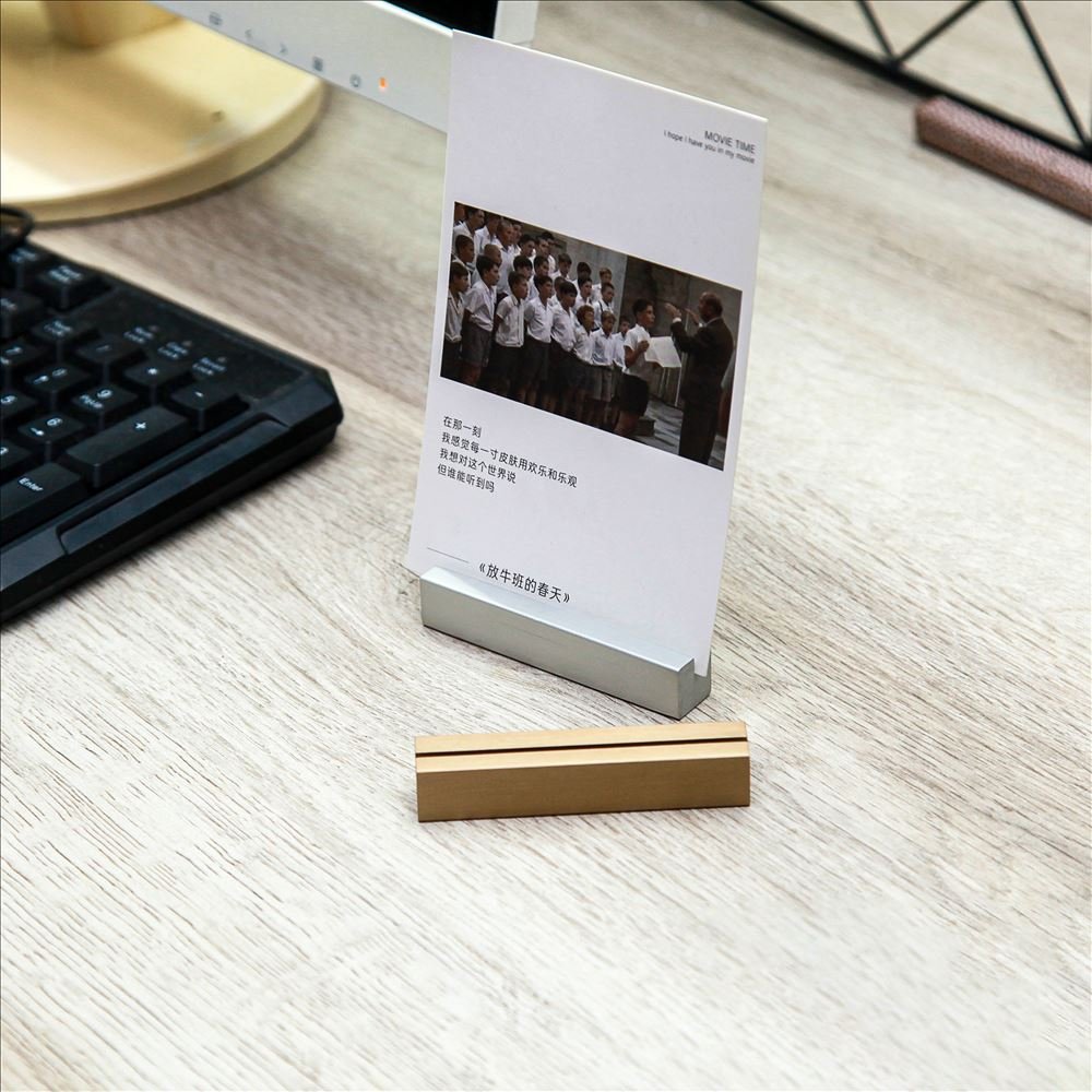 Maxery Classic Minimalist Metal Aluminum Card Stand Holder Table Decoration Place Card Holders Silver Card Stand for Wedding