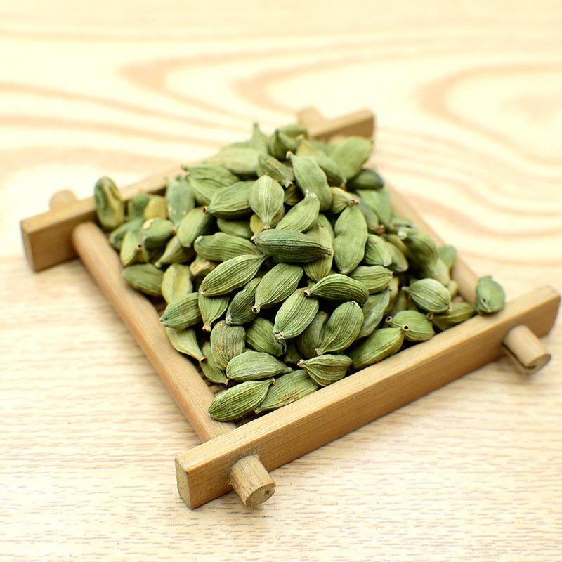 Chinese Spice Exporters Organic Cardamom Seeds 100% Natural Green Cardamom For Kitchen Seasoning