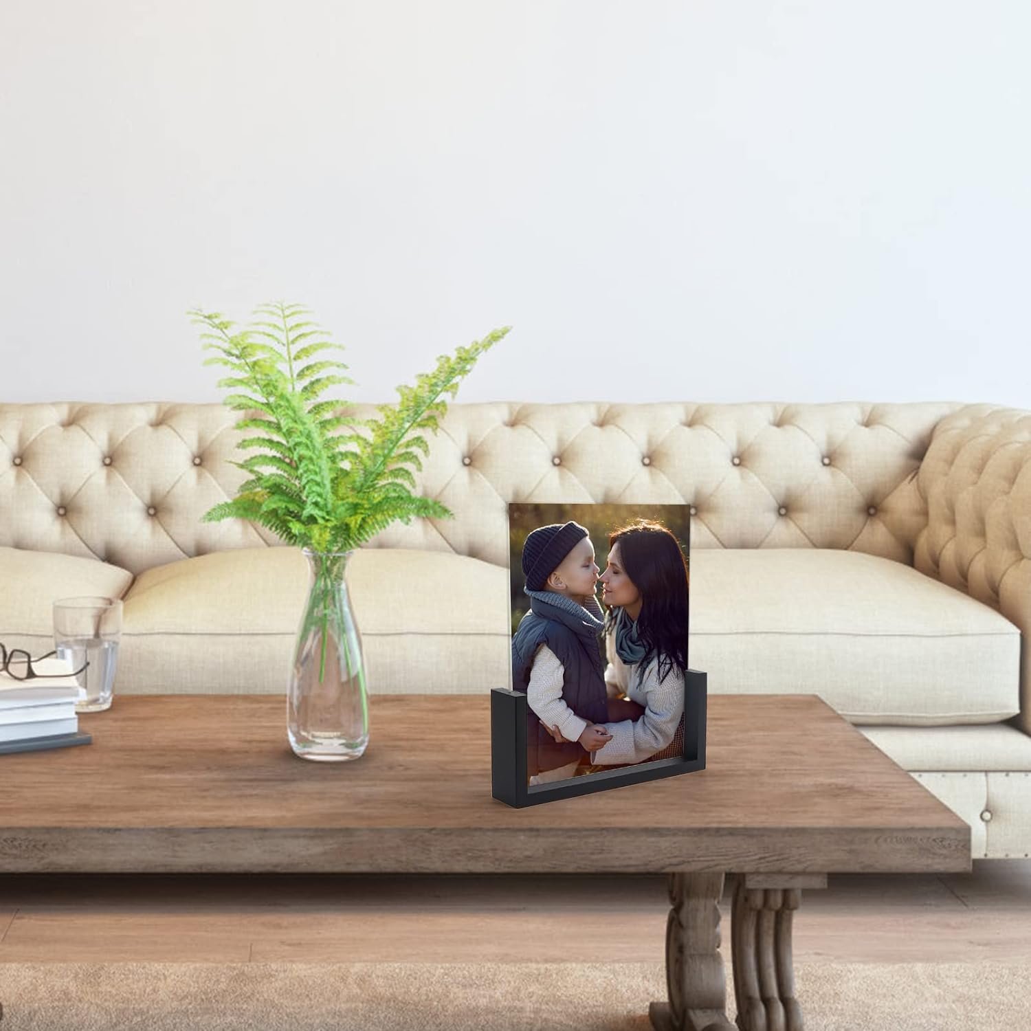 Hot selling acrylic photo frame is suitable for home office to place plexiglass and wooden U-shaped creative photo frame