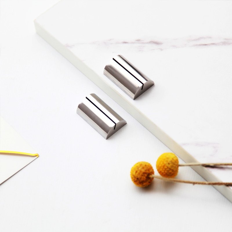MAXERY Half Round Stainless Steel Spherical Card Stand Stainless Steel Menu Holder Round Photo Stand For Wedding Display