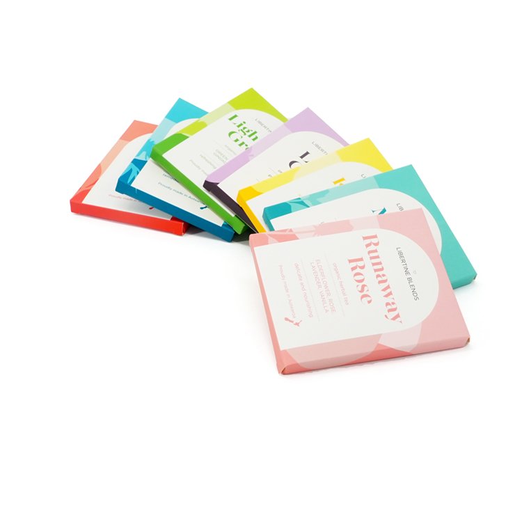 Wholesale Eco-friendly Candy Snack Cardboard Carton Box Ivory Card for Christmas gift Cosmetic Products