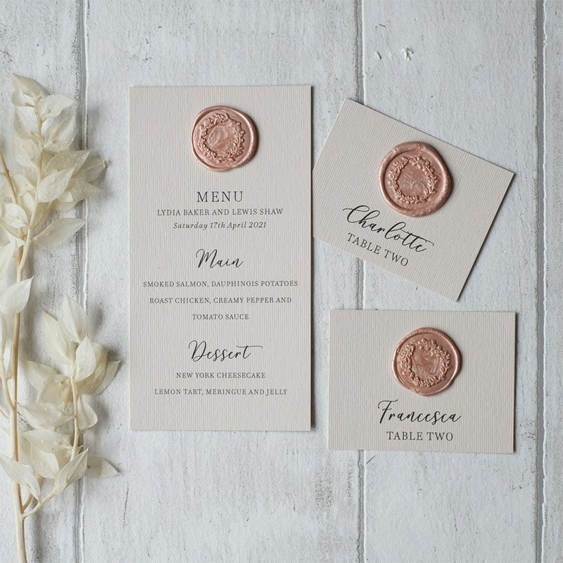 Personalized Custom Print Luxury Paper Hotel Restaurant Gold Letters and Wax Seal Wedding Menu Cards